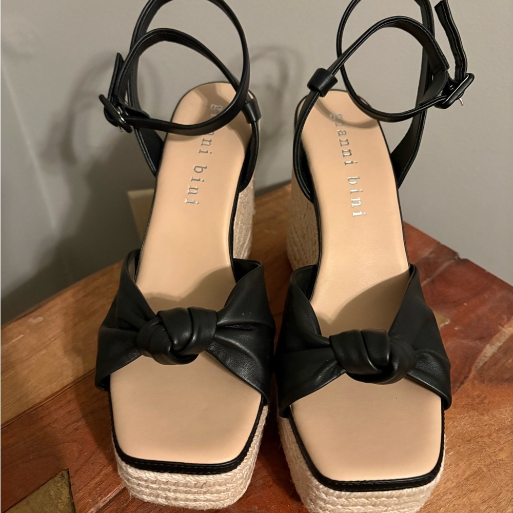 Gianni Bini Black Knot Espadrille Platform Sandals